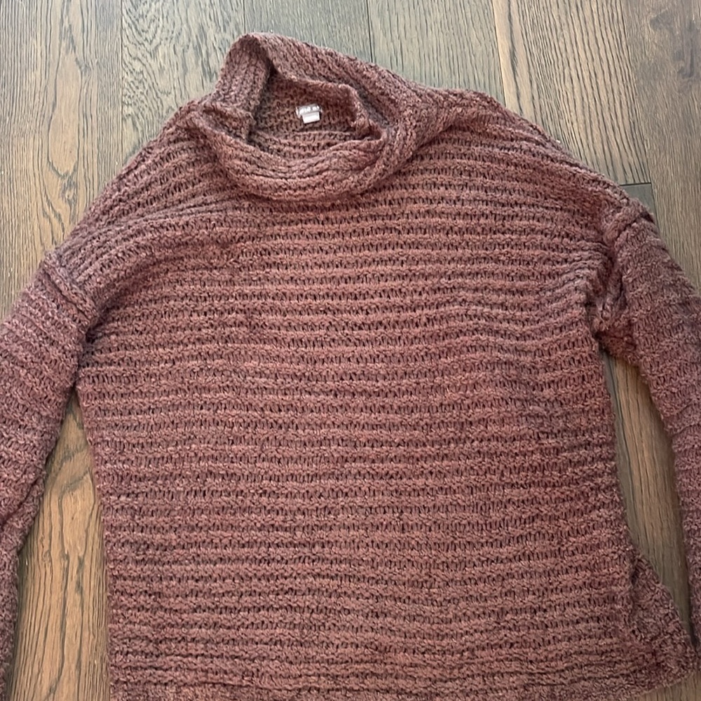 Bundle of Aerie fall sweaters - Picture 5 of 8